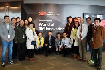 Delegation visits 3M company